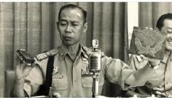 Cerita Hoegeng Dipaksa Soekarno Ganti Nama seperti Tokoh Wayang