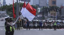 Potret Sikap Sempurna Masyarakat di Depok Peringati Detik-Detik Proklamasi