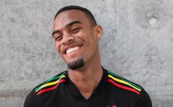 Terinspirasi Bob Marley, Ajax Rilis Jersey Bernuansa Reggae