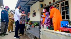Senang Lihat Warga Antusias Ikut Vaksinasi, Jokowi : Harapan Kita Bisa Kendalikan Covid