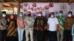La Nyalla Hadiri Launching Program Desa Emas, lalu Temui Kyai Kampung se-Lampung
