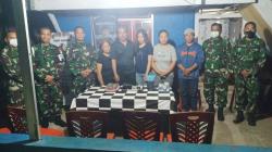 Danpomdam XIII/Merdeka Bersama Tim Temui Orang Tua Prada Chandra Gerson Kumaralo di Langowan