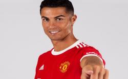 Gubernur Wahidin Halim Ingin Ronaldo Jajal Rumput Banten International Stadium