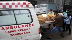 Jenazah Korban Kebakaran Lapas Tangerang Dibawa Pulang Keluarga