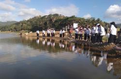 Program Jogo Kaliku Sipatin, 13 Pasangan Calon Pengantin Lepas Bibit Ikan di Waduk Sermo