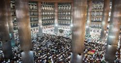 8 Syarat Khutbah Jumat Menurut Mazhab Imam Syafi'i
