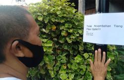 Terpasang Semrawut, Warga Ngaglik Sleman Tolak Pemasangan Fiber Optik Provider Internet 