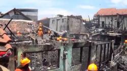 10 Rumah di Kawasan Padat Penduduk Kebonwaru Bandung Ludes Terbakar
