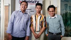 Asal Usul Tiga Pemuda Bentuk Trio Warkopi yang Disebut Mirip Warkop DKI   