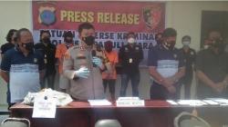 Petaka Gegara Pinjaman Online, Pria Ini Bakar Kakak Ipar Perempuan Hidup-Hidup