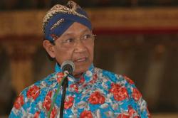 Sri Sultan HB X: Kalurahan Wajib Sediakan Tanah Kas Desa untuk Warga Miskin<