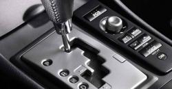 7 Cara Mengendarai Mobil Matic dengan Mudah untuk Pemula