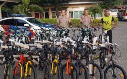 Wow! Ada Hadiah Sepeda hingga Kulkas bagi Peserta Vaksin Covid-19, Nomor Antrean Jangan Dibuang