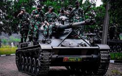 Pangdam Siliwangi Naik Tank AMX-13 Canon, Cek Gudang Amunisi Kikav 41 Scorpion