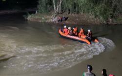 Diduga Ada Kelalaian di Kasus Tewasnya 11 Siswa saat Susur Sungai di Ciamis<