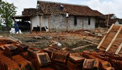Puting Beliung Terjang Desa Sumberbendo Madiun, 3 Rumah Warga Roboh