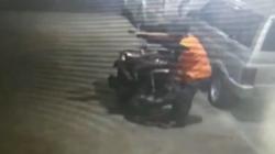 Pelaku Curanmor di Palembang Bak Superman, Angkat Motor Lalu Didorong 