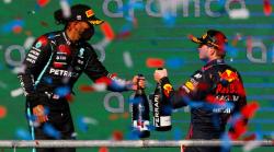 Lewis Hamilton Pindah ke Ferrari, Max Verstappen Bilang Begini