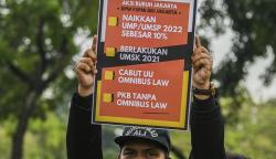 Ratusan Buruh Tuntut Pemerintah Naikkan UMP Sebesar 10 Persen Tahun Depan