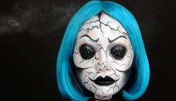 Tampang Seram Peserta Halloween di Surabaya