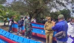 Bantu Nelayan, Pemkab Bangka Barat Sumbang 7 Kapal dan Alat Tangkap Ikan<