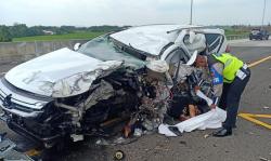 Mobil Vanessa Angel Remuk, Polisi Sebut 2 Orang Meninggal Dunia