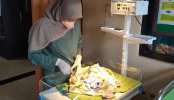 Bayi Perempuan dalam Tas Ransel Gegerkan Warga Kota Blitar 