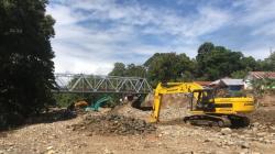 BBPJN Turun Tangan Benahi Akses Jalan yang Lumpuh akibat Banjir Longsor di Palopo