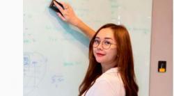 3 Artis Cantik Pencinta Persib Bandung, Aura Kasih Pernah Dukung Pemain Ini