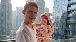 Lucu Banget! Ini Momen Vega Putri Axelsen Renang di Westin Bali