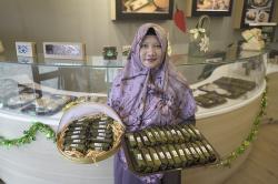 12 Tahun Jadi Dosen UI, Wanita Ini Pilih Mundur untuk Jualan Arem-arem Mie