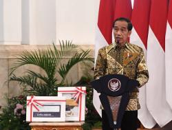 Jokowi: APBN 2022 Harus Mendorong Kebangkitan Nasional dan Reformasi Struktural 