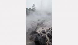 Foto-Foto Lahar Dingin Terjang Lumajang akibat Gunung Semeru Meletus<
