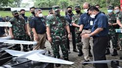 KSAD Jenderal Dudung Abdurachman Puji Keandalan Senjata Buatan PT Pindad<