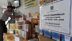 Bantuan 1 Ton Rendang dari Masyarakat Sumbar untuk Korban Letusan Gunung Semeru<