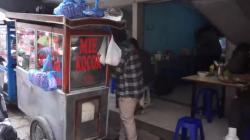 Musim Hujan, Enaknya Menyantap Mi Kocok Cepay di GOR Pajajaran Bandung