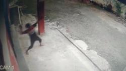 Teror Pelemparan Batu di Kebayoran Lama, Polisi Periksa 10 CCTV<