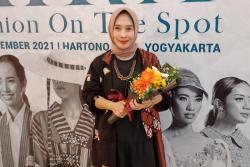 Pertahankan Motif Klasik, Adewani Lubis: Batik Parang Warna Sogan Lebih Gagah dan Elegan<