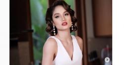 Cinta Laura Pamer Gaya ala Artis Hollywood Marilyn Monroe, Netizen: Gak Kuat Cantik Banget