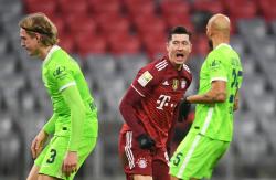Hasil Bayern Munchen Vs Wolfsburg: Die Roten Menang Besar, Lewandowski Samai Gol Ronaldo