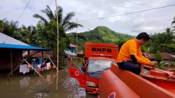Banjir Rendam Ratusan Rumah di Tapsel Tak Kunjung Surut hingga 9 Hari, Diduga karena Ini