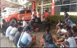 Polisi Gerebek Judi Sabung Ayam di Palembang, Puluhan Pemuda dan Pria Lanjut Usia Ditangkap