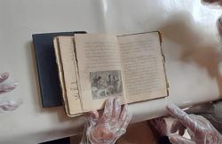 Alkitab Kuno Cetakan 1894, Ditulis dengan Aksara Jawa Dilengkapi Gambar Ilustrasi