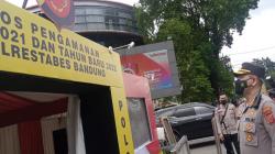 Polisi Lakukan Ini untuk Cegah Penyebaran Virus Omicron saat Nataru di Bandung<