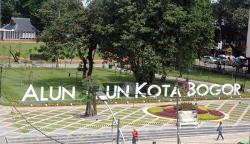 Cegah Kerumunan, Alun-Alun Seluruh Indonesia Ditutup