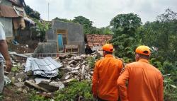 Debit Air Sungai Cimanuk Meningkat, 9 Rumah di Majalengka Tergerus<