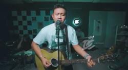 Chord Gitar dan Lirik Lagu Ojo Nangis Ndarboy Genk