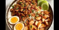 Gurihnya Nasi Bakmoy Ayam, Begini Cara Membuatnya