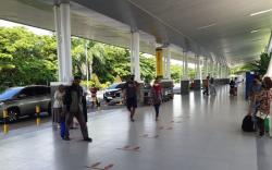 Mulai Hari Ini, Bandara Lombok Terapkan Pembayaran Parkir Nontunai