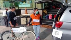 Rekonstruksi Kasus Bansos, Operator Politikus PDIP Terima Rp1,5 M dan Sepeda Brompton